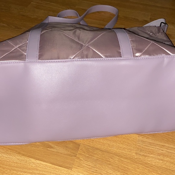 satin duffel bag - Picture 4 of 4